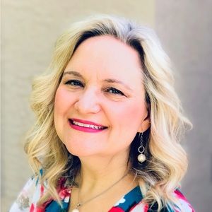 Meet your Posher, Diana